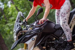 III-Zlot-Powsigirek-Niesulice-spotkanie-klimat-impreza-zabawa-motocykle-motocyklowy-royal-enfield-honda9307