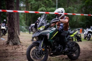 III-Zlot-Powsigirek-Niesulice-spotkanie-klimat-impreza-zabawa-motocykle-motocyklowy-royal-enfield-honda9323