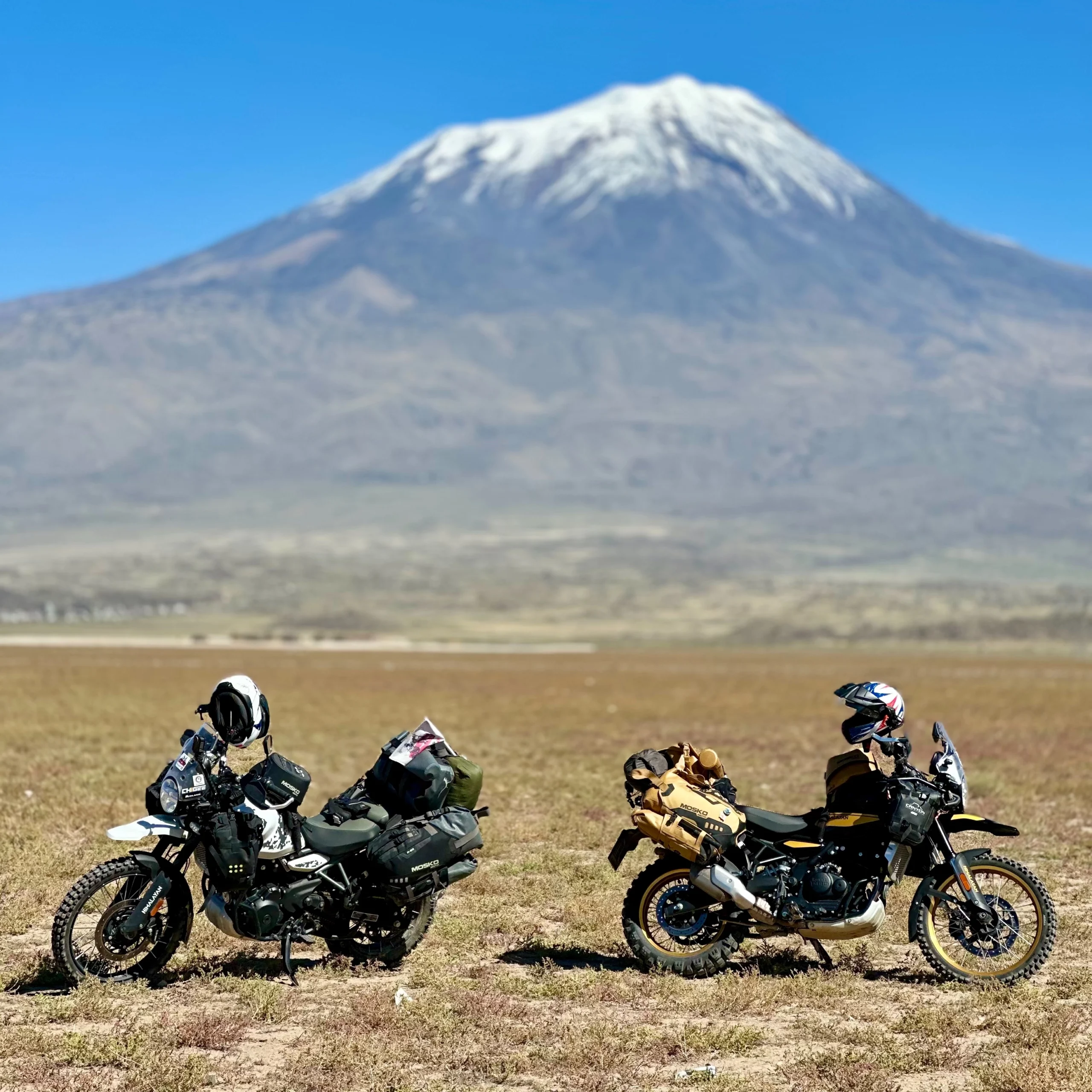 Royal-Enfield-Himalayan-450-akcesoria-5522-mosko-moto-bagaż-givi-sakwy-osłona-silnika-gmole-handbary-szyba-turystyczna-schuberth-kask-rukka-450-akcesoria-5296